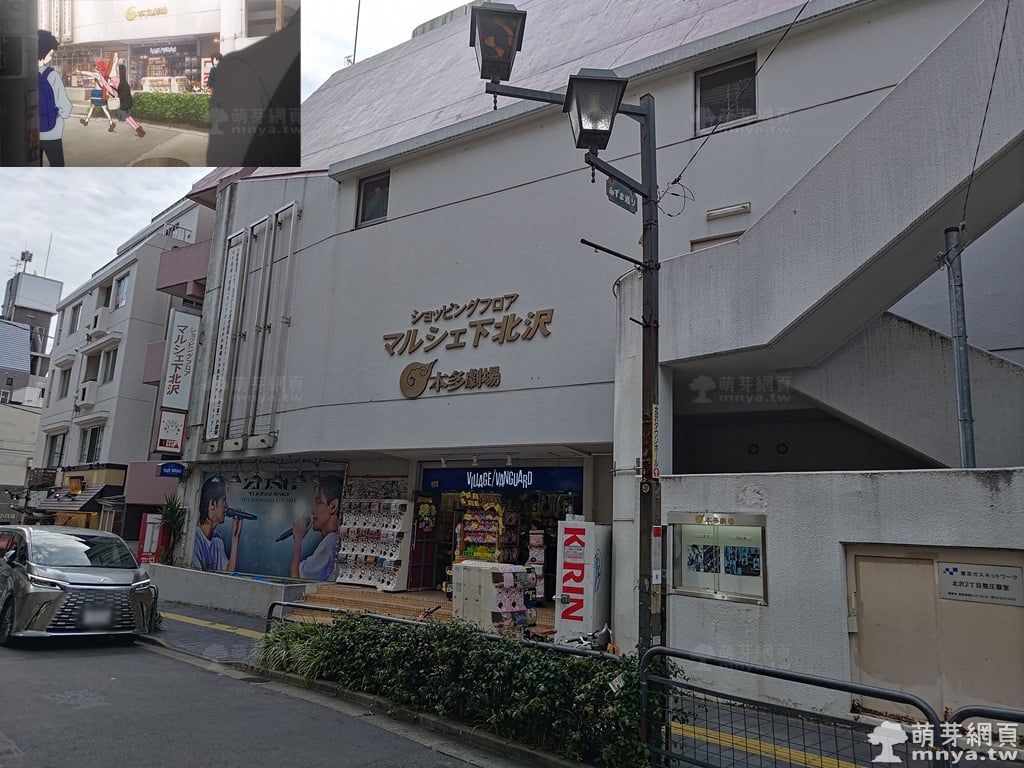 本多劇場 正門口