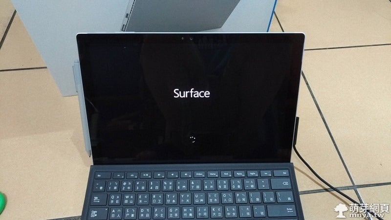 微軟 Surface Pro 4 i5/8G/256G 多功能電腦