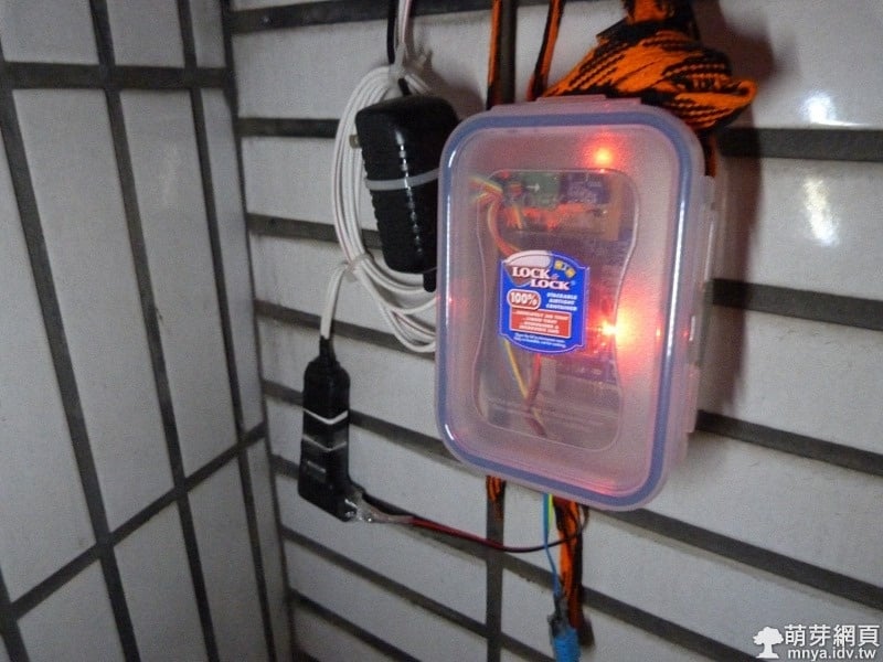 arduino+ESP8266自動溫溼度&氣壓測站(資料自動上傳)