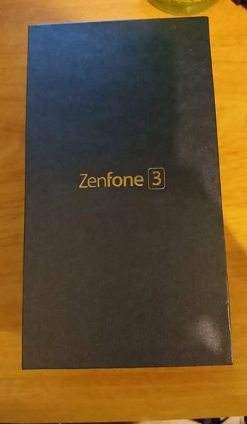 ASUS ZenFone 3 5.5 吋 4K 八核心 4G LTE 手機 (ZE552KL 4G/64G) - 黑色