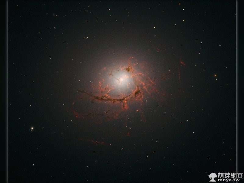 20161201 NGC 4696 的塵埃細絲